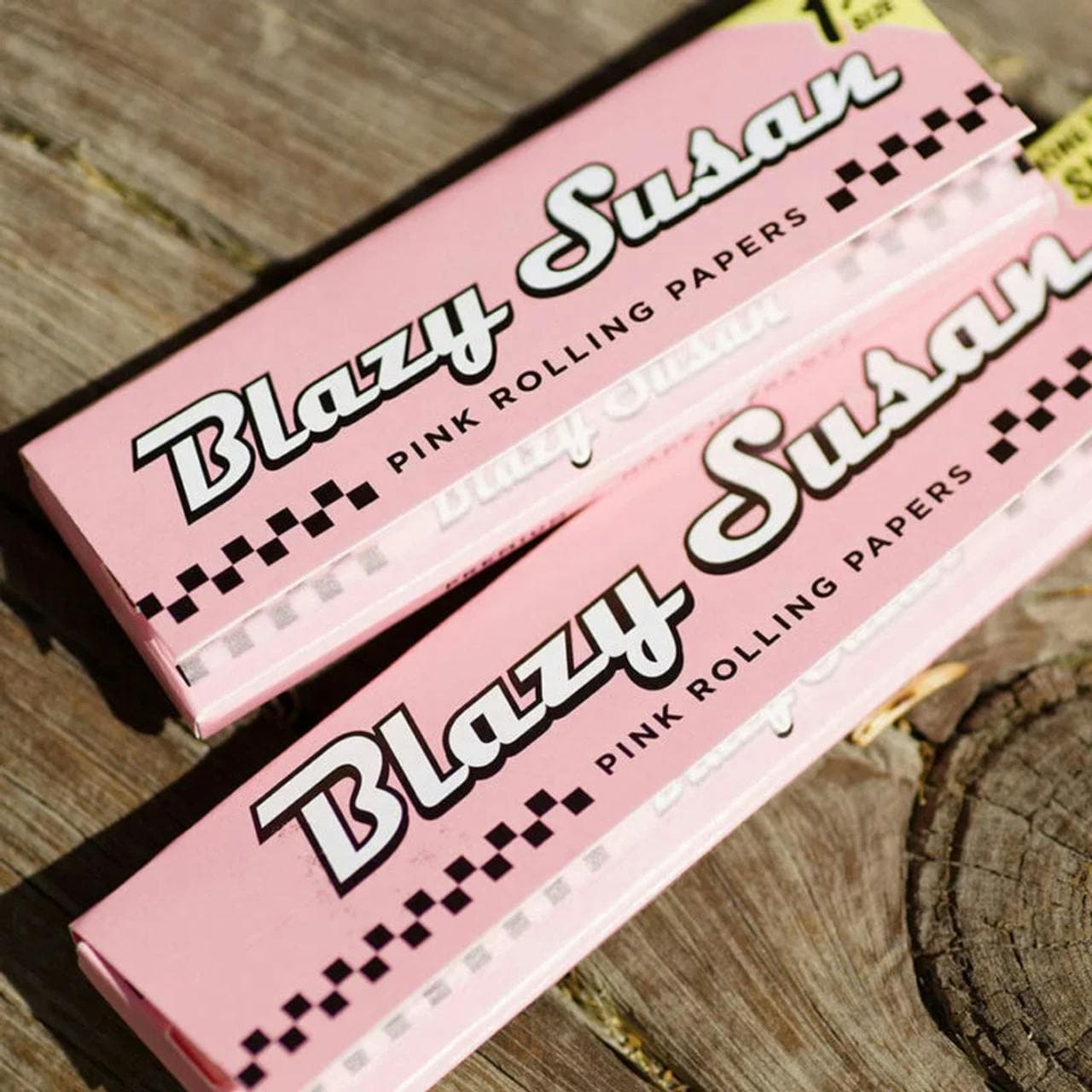 product image for Pink rolling Papers 1 1/4 50ct