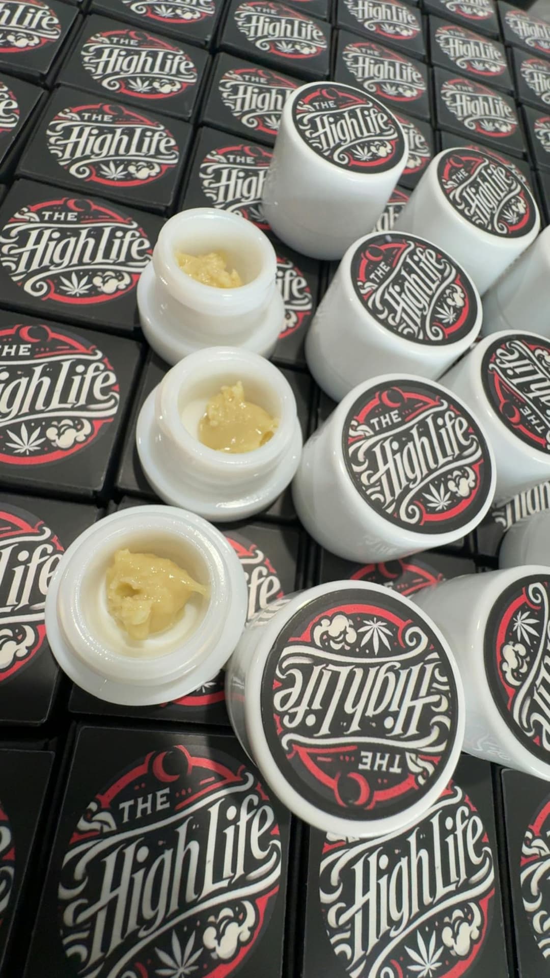 Humboldt Pound Cake The Highlife Rosin • Live Rosin Concentrate • 1g - Element Cannabis Co. | Treehouse Cannabis