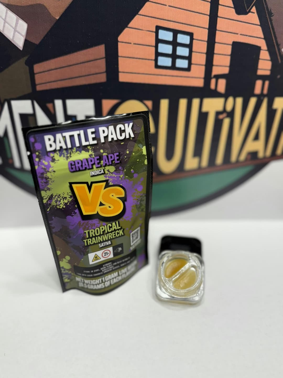 Grape Ape VS Tropical Train Wreck Live Resin Box • 1g - Element Cannabis Co. | Treehouse Cannabis